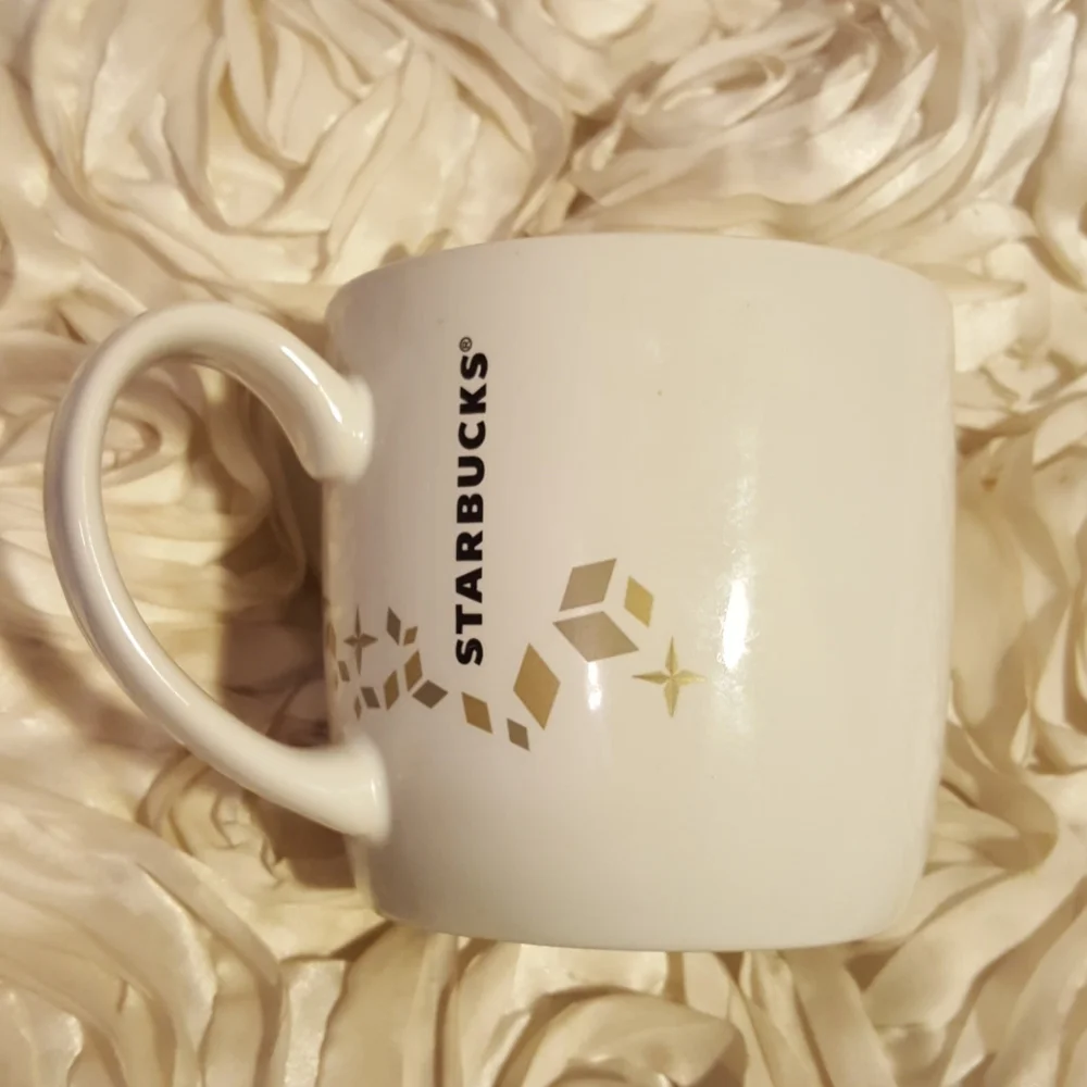Starbucks Holiday Collection 2013 Mug/Cup Coffee Tea.